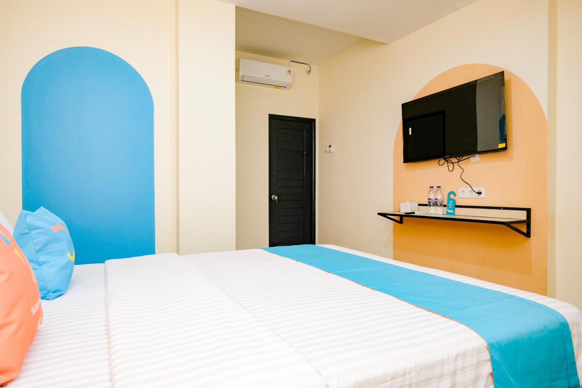 Sans Hotel Mataram Malioboro Yogyakarta Exteriör bild